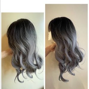 NWT 22” ombré black smoky grey blue synthetic long wavy coil beachy w bangs wig